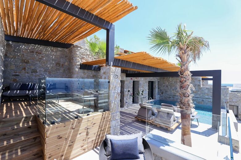 Tropicana Hotel , Suites & Villas Mykonos