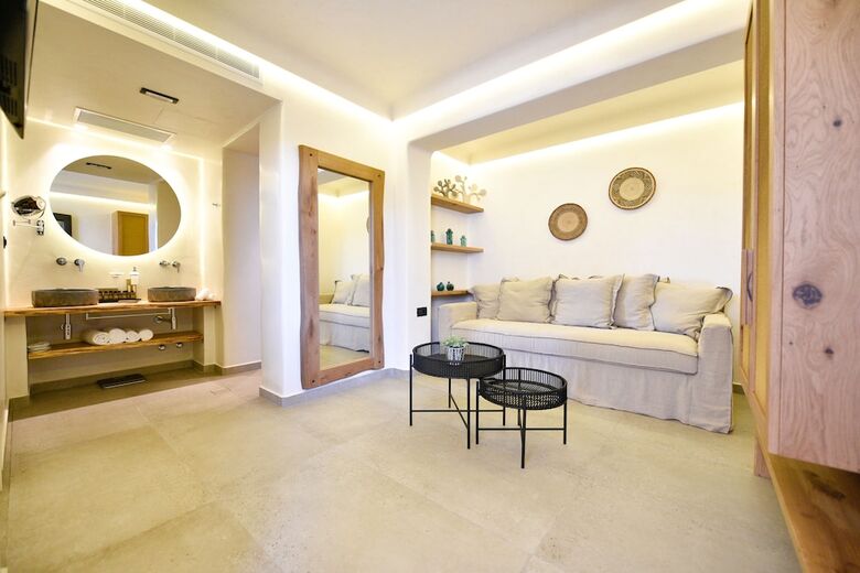 Tropicana Hotel , Suites & Villas Mykonos