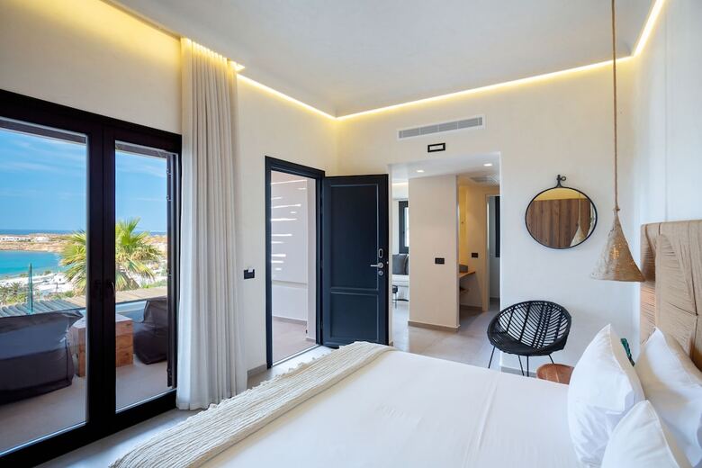 Tropicana Hotel , Suites & Villas Mykonos