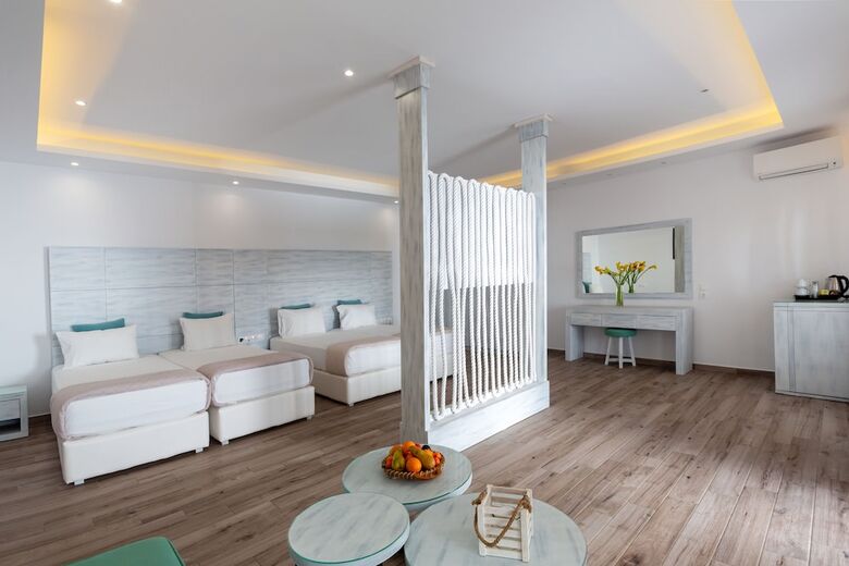 Tropicana Hotel , Suites & Villas Mykonos