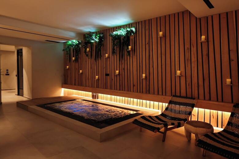 Tropicana Hotel , Suites & Villas Mykonos