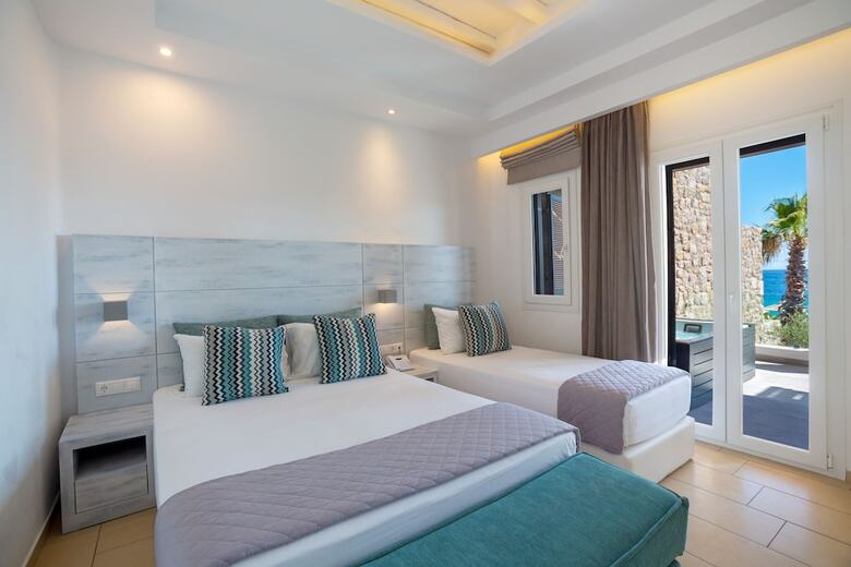 Tropicana Hotel , Suites & Villas Mykonos