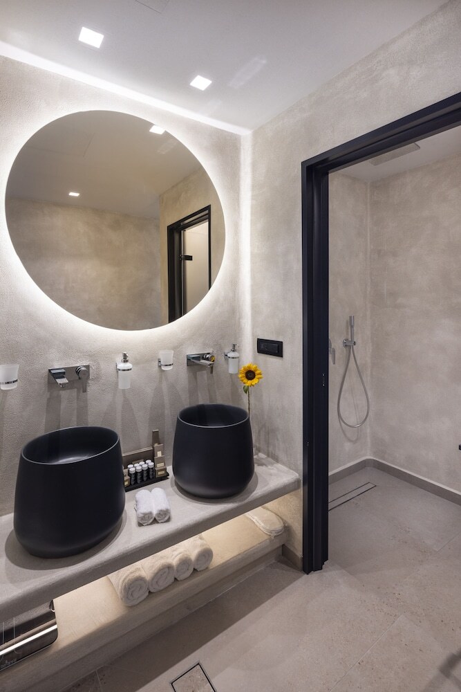 Tropicana Hotel , Suites & Villas Mykonos