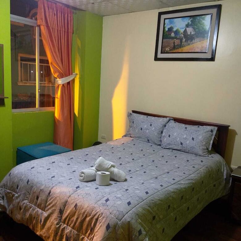 Hotel Hostal Downtown Quito
