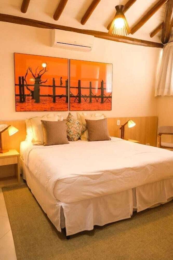 Abric� Beach Hotel