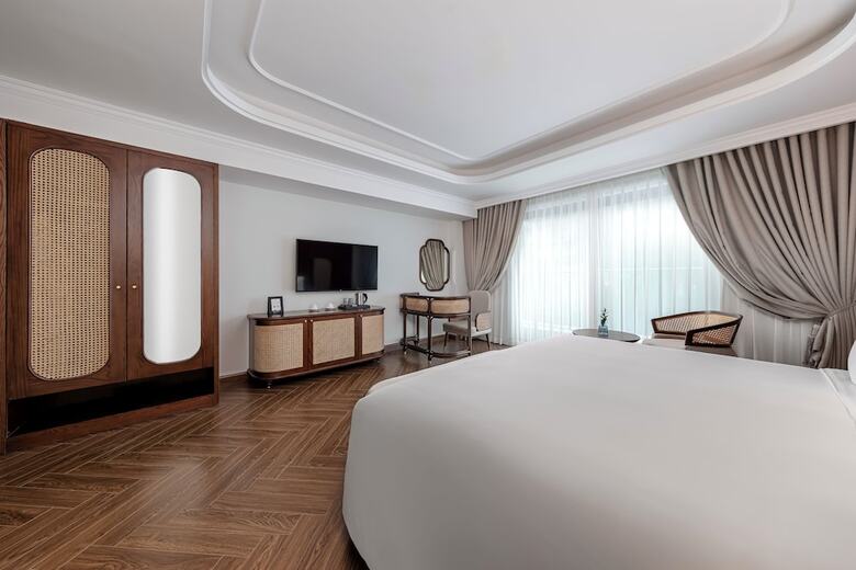 Hotel La Siesta Classic Hang Thung
