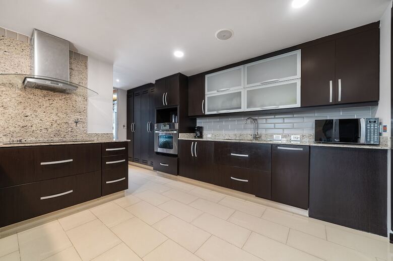 Apartamentos Poblado Alejandr�a By Housy Host