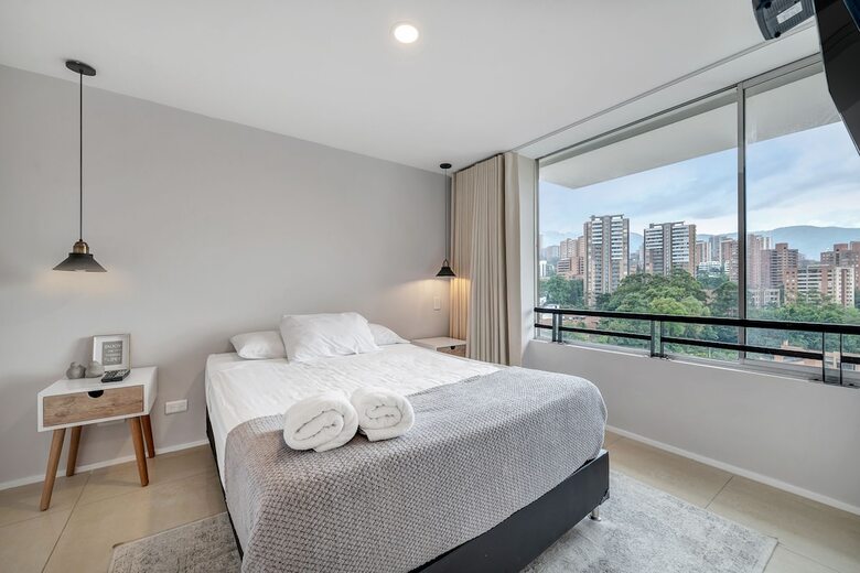 Apartamentos Poblado Alejandr�a By Housy Host