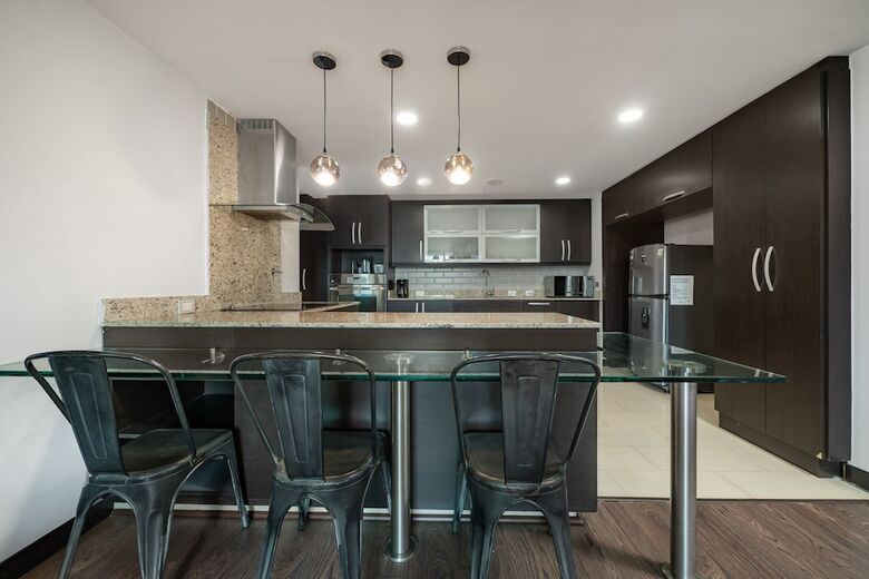 Apartamentos Poblado Alejandr�a By Housy Host