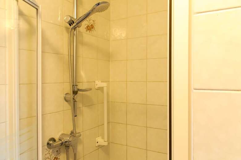 Hotel Mayfield Apartments