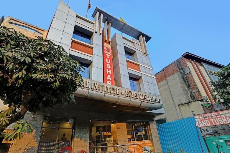 Hotel Grand Tushar