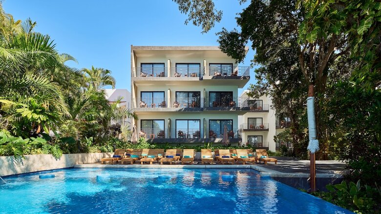 Cristalino Lagoon Front Hotel Restaurant & Spa