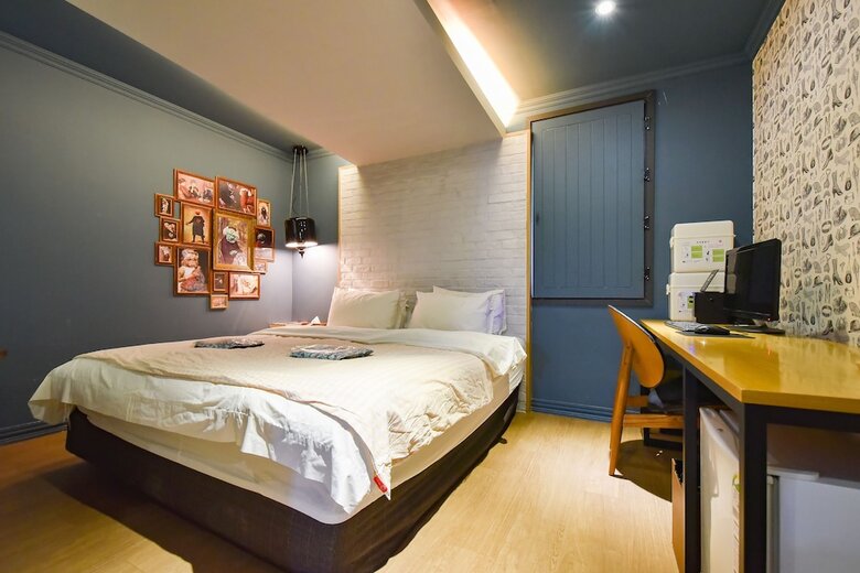 25 Hours Hotel