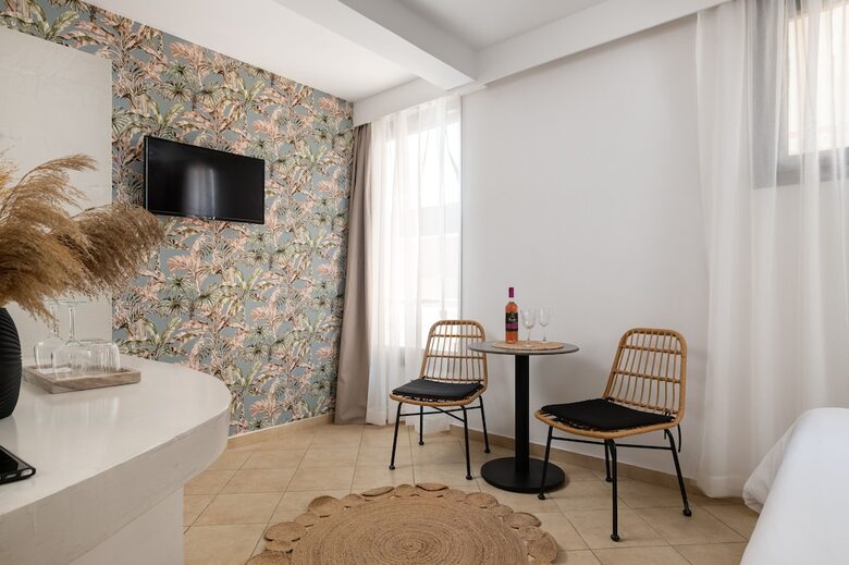 Diana Art Boutique Hotel