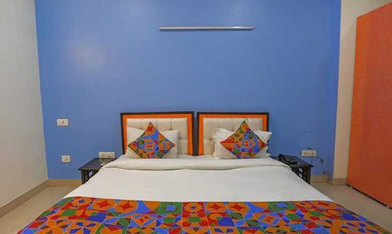 Fabhotel Red Roof Residency
