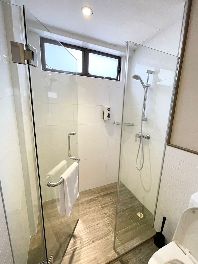 Aparthotel Greatwood Residence At Devonshire