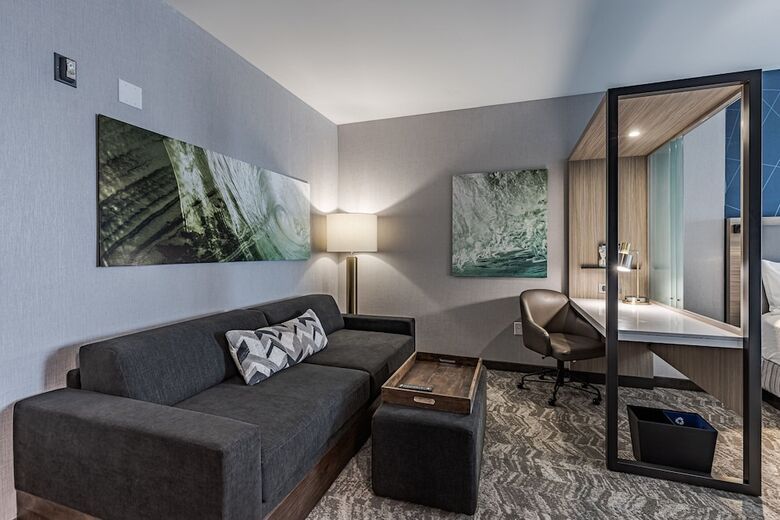 Hotel Springhill Suites By Marriott Detroit Sterling Heights