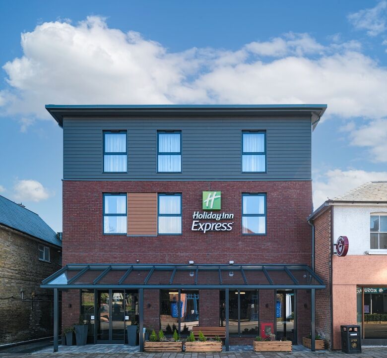 Hotel Holiday Inn Express Fleet By Ihg