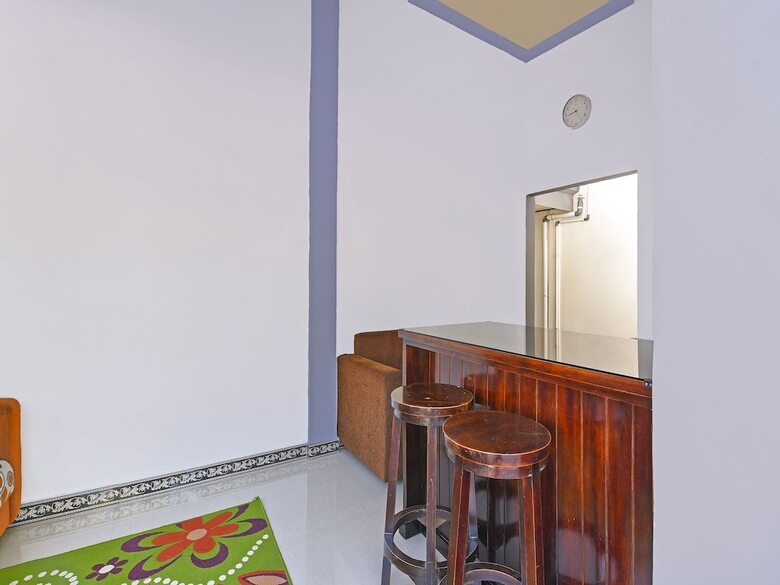 Hotel O Homestay Antara
