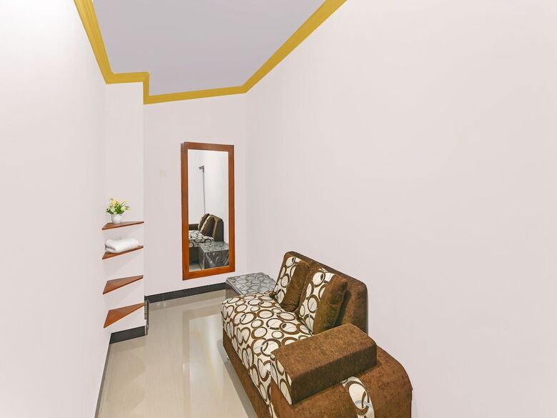 Hotel O Homestay Antara