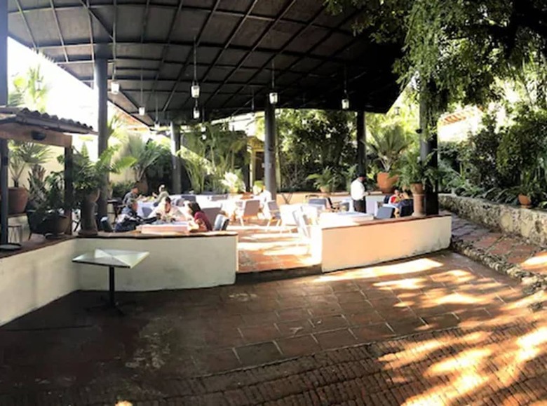 Hotel Y Restaurante El Ciruelo