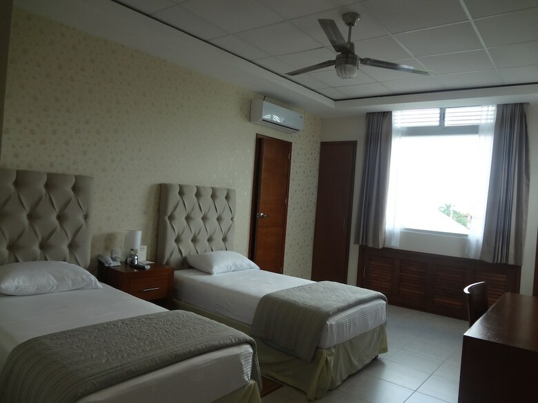 Hotel Civic Express