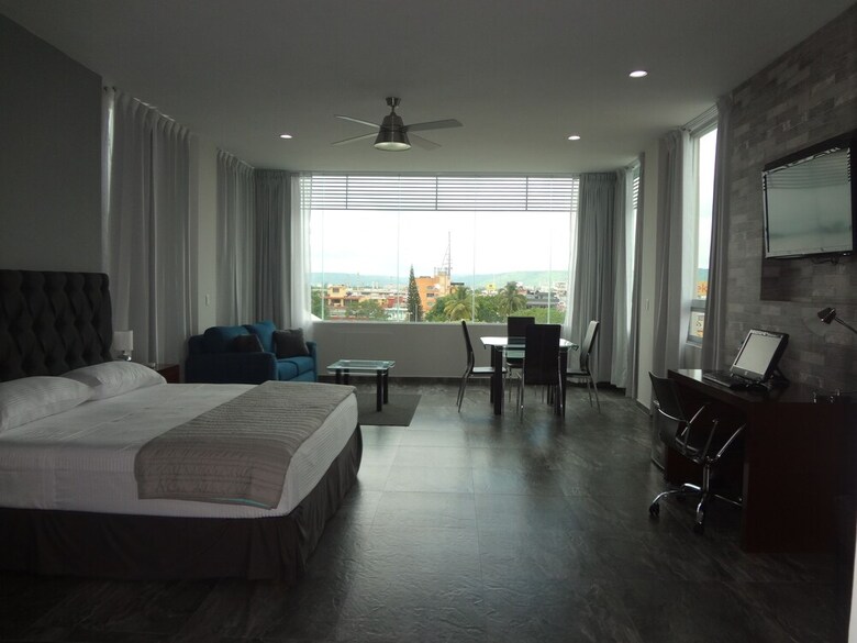 Hotel Civic Express