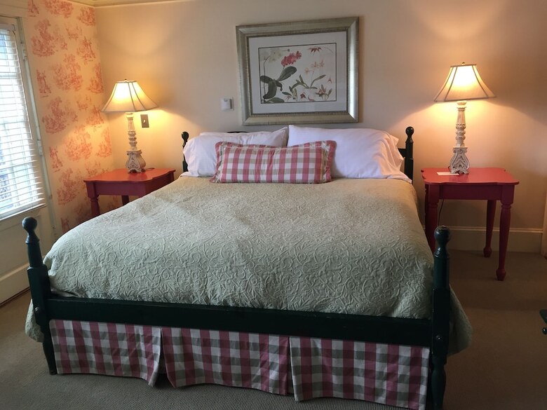 Bed & Breakfast Lumberville 1740 House