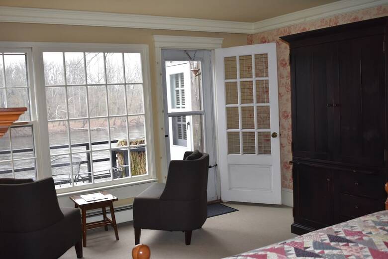 Bed & Breakfast Lumberville 1740 House