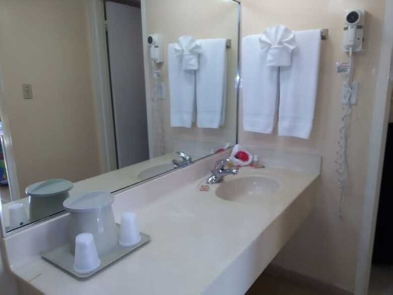 Royal Islander Hotel