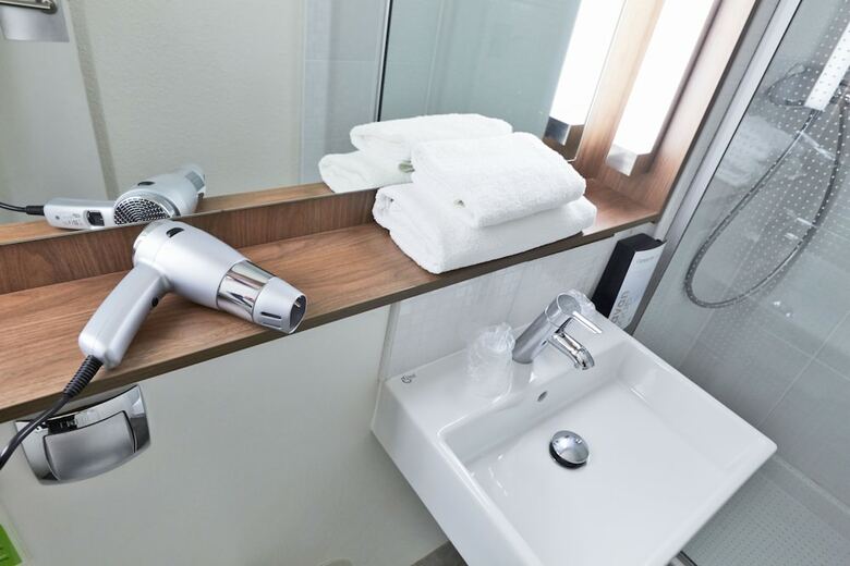 Hotel Campanile Villejust - Za Courtaboeuf