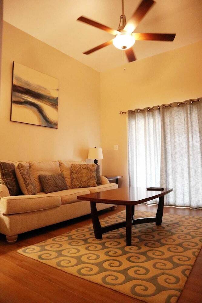 Hotel Paraquet Apartments