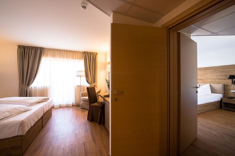 Hotel Golden Park Resort