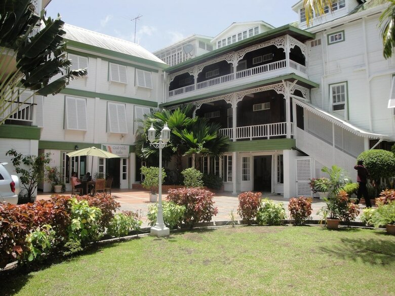 Hotel Cara Lodge