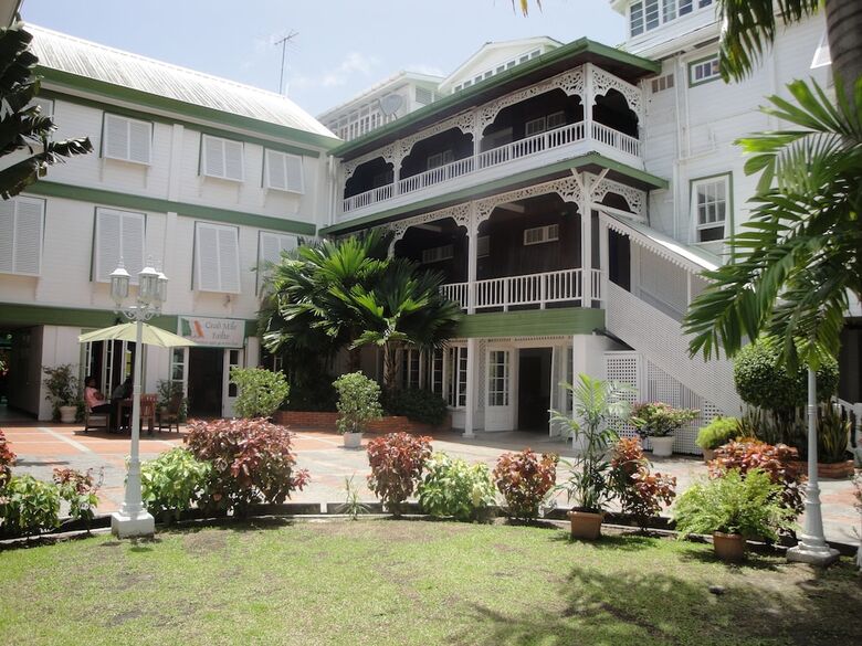 Hotel Cara Lodge
