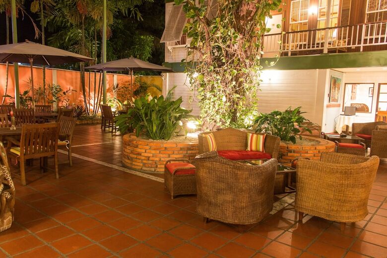 Hotel Cara Lodge