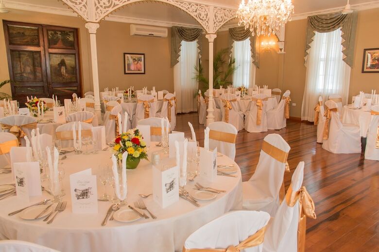 Hotel Cara Lodge