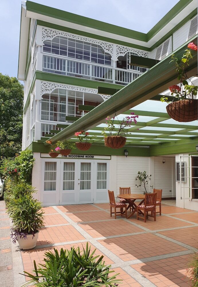 Hotel Cara Lodge