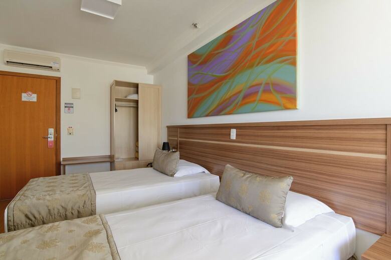Faro Hotel S�o Jos� Dos Campos