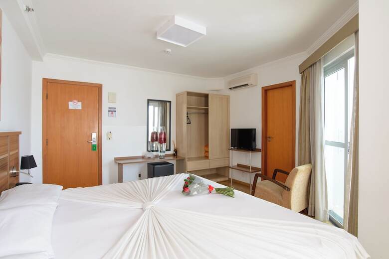 Faro Hotel S�o Jos� Dos Campos