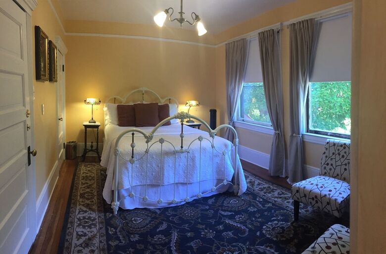 Bed & Breakfast Kelley & Young Wine Garden Inn