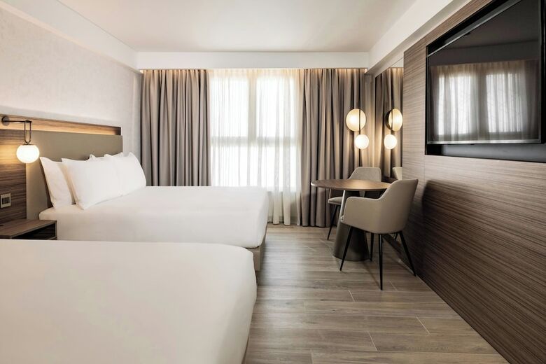 AC Hotel By Marriott St. Julian's