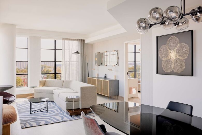 Hotel The Godfrey Detroit, Curio Collection By Hilton