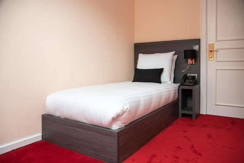 La Bourse Hotel