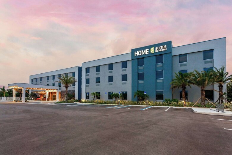 Hotel Home2 Suites By Hilton Vero Beach I-95