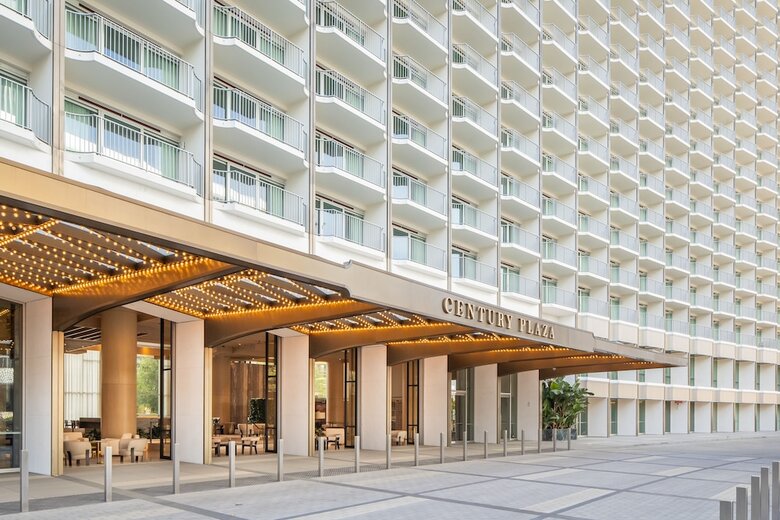 Hotel Fairmont Century Plaza Gold Experience