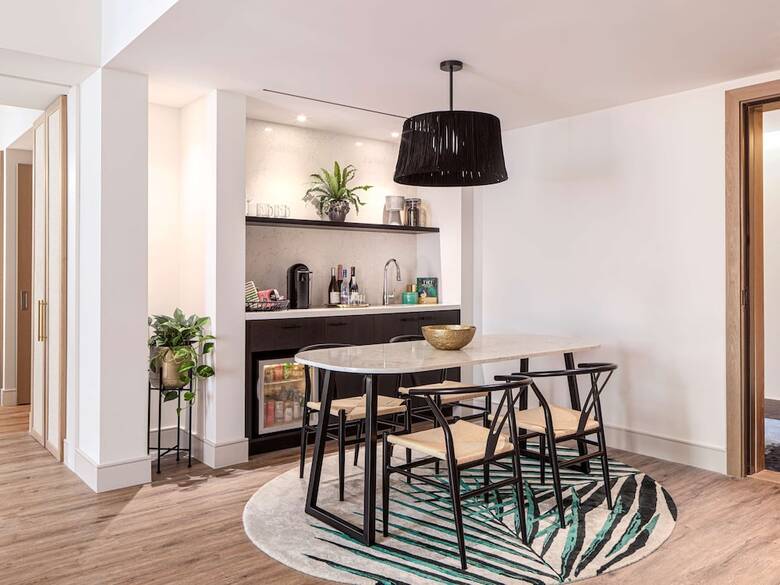 The Ray Hotel Delray Beach, Curio Collection By Hilton