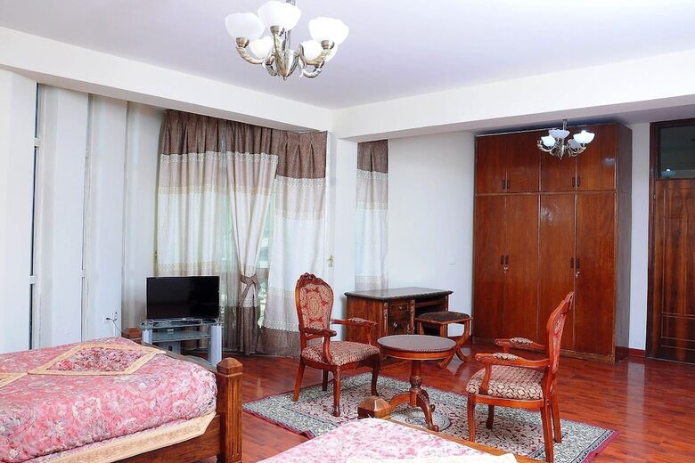 Hotel Grand Guest House