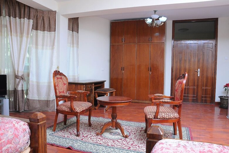 Hotel Grand Guest House