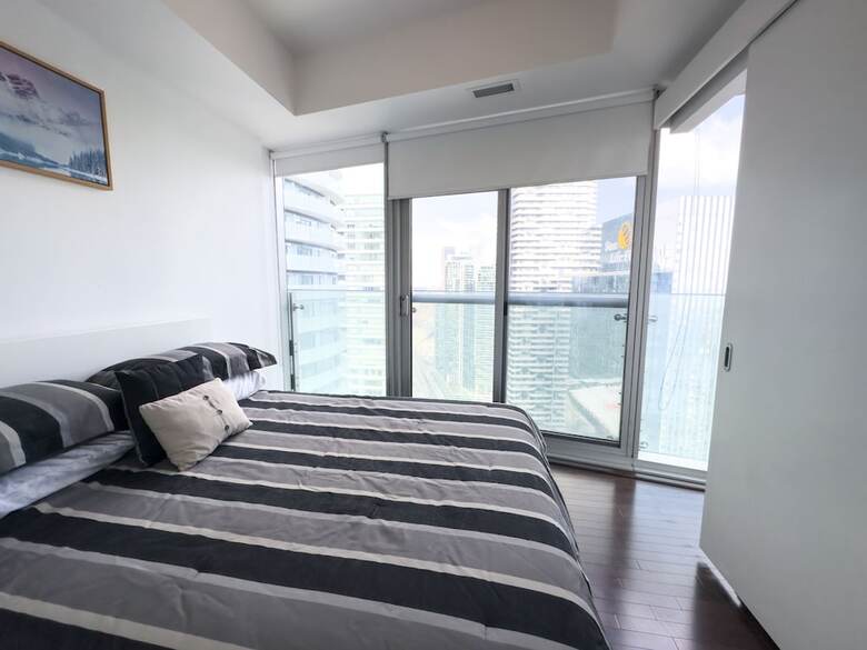 Hotel Luxury 2 Bedroom Lakeview